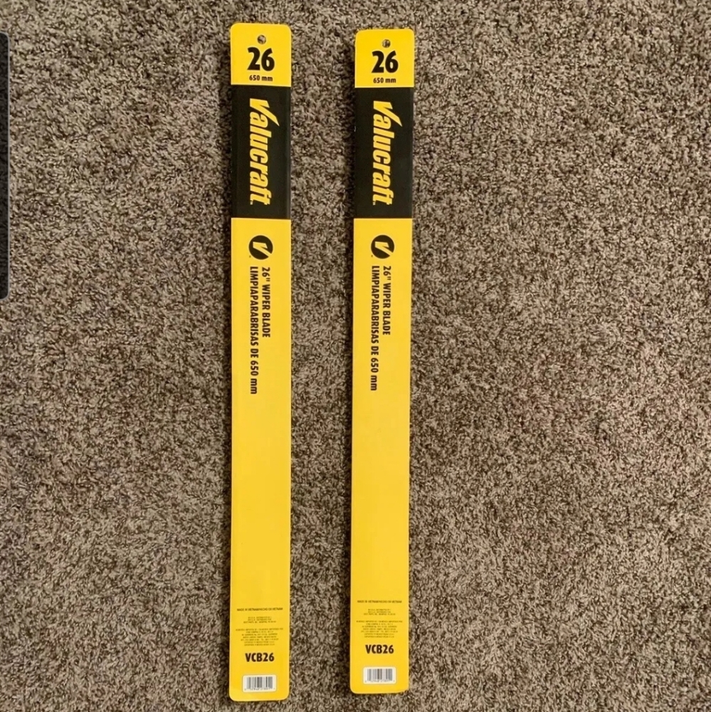 Wiper Blades,Valucraft 26"in pair.Brand New.